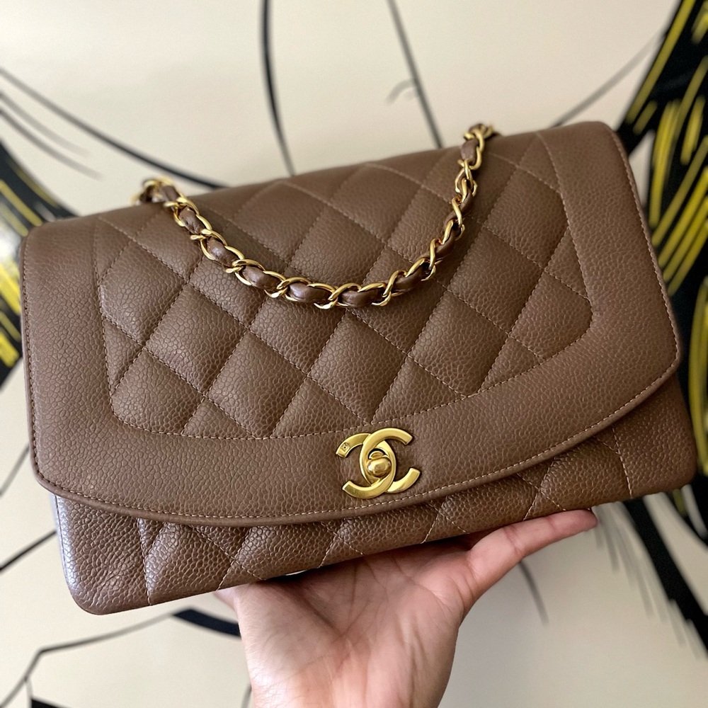 SOLD Chanel Diana Bag Brown Caviar - Picture 3 of 17
